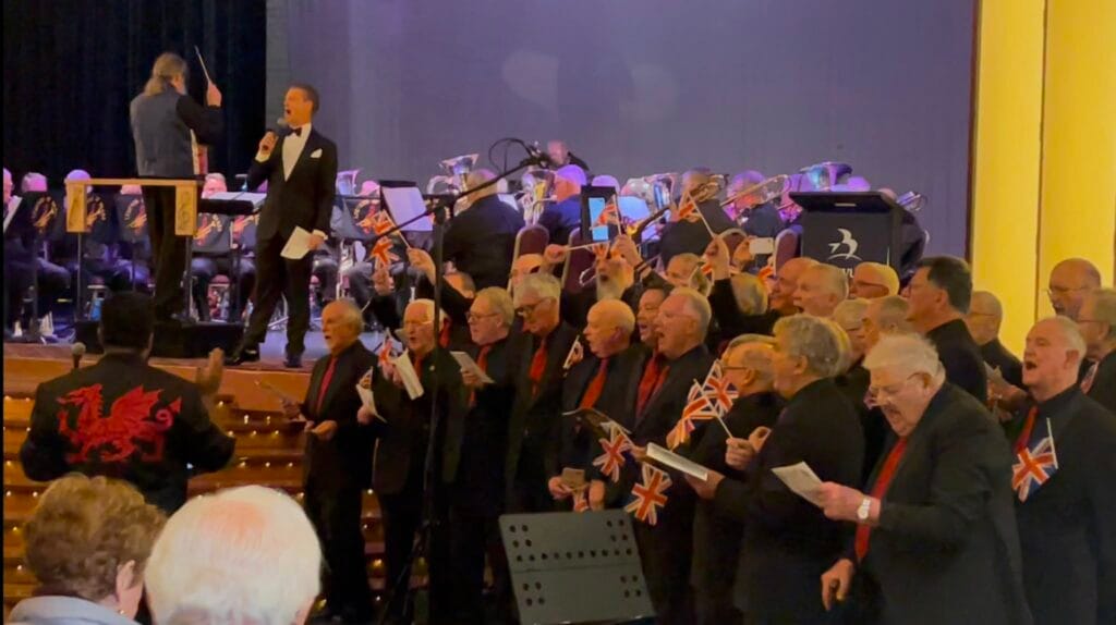 Last Night of the Proms Ivanhoe Recap finale with choir and audience waving flags
